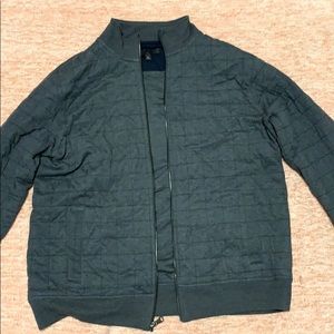 Banana Republic quilted light weight sip up